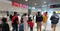 Aumento de salarios impulsa el consumo de las familias y sostiene la frágil economía colombiana