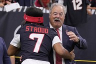 Texans aim for 3rd straight AFC South title, a feat not achieved since Peyton Manning’s Colts