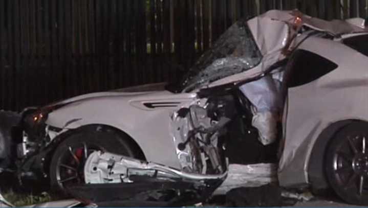 Woman, 2 children critical after car hits light pole in NW Miami