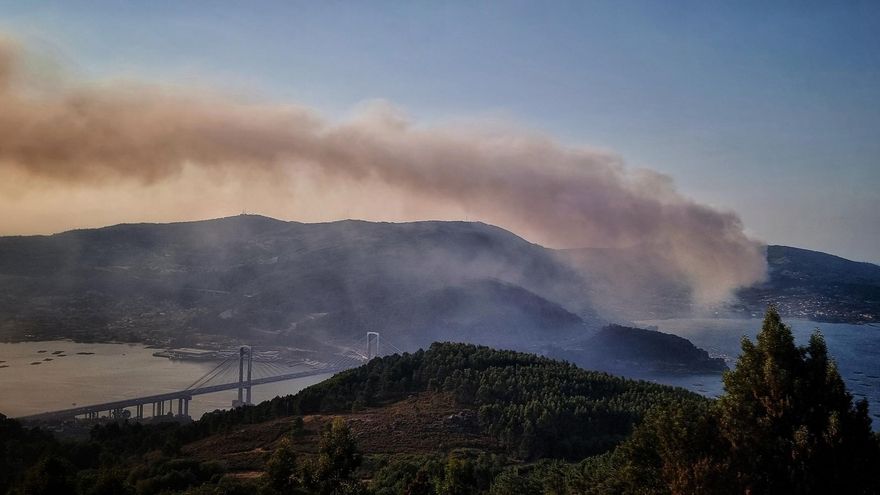 Situación de los incendios activos en Galicia el viernes 22 de agosto