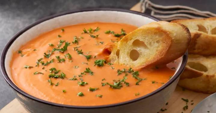 Mary Berry's Secret Ingredient For The Best Tomato Soup