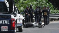 Atacan a balazos a dos en un bar de la Jorge Murad; derrapan al huir y uno está grave