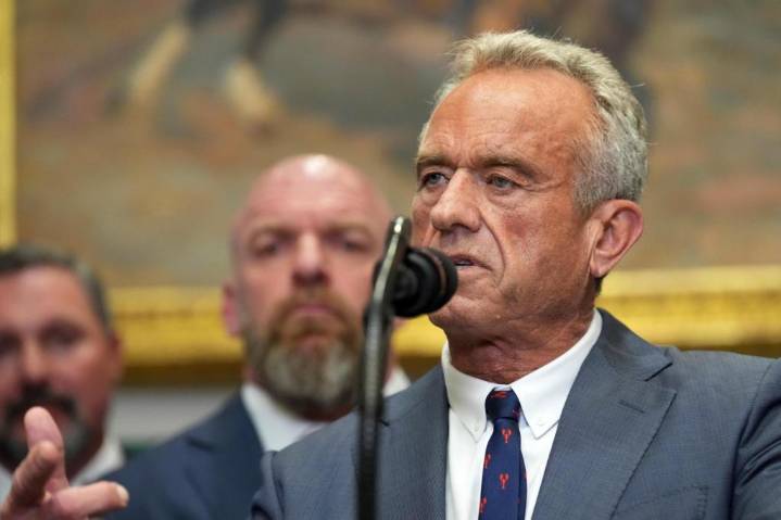 FACT FOCUS: RFK Jr.’s reasons for cutting mRNA vaccine not supported by evidence