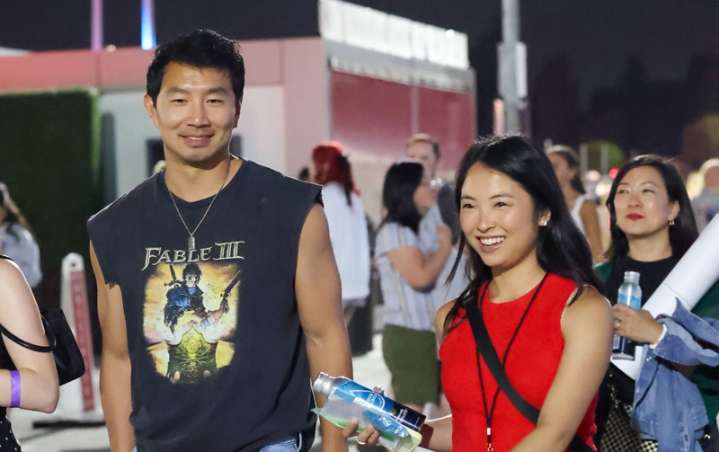Simu Liu Joins Fiancee Allison Hsu at Work for Gracie Abrams Concert! 