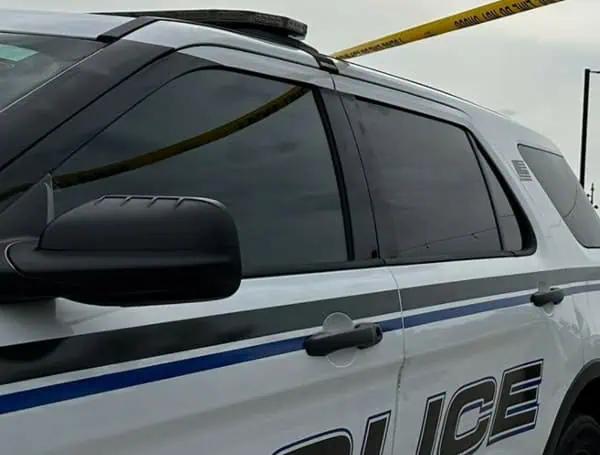 Tampa Police Actively De-Escalating Standoff With Armed Man On W. Estrella Street