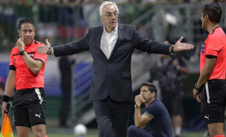 Jorge Fossati conforme tras empate de Universitario ante Palmeiras