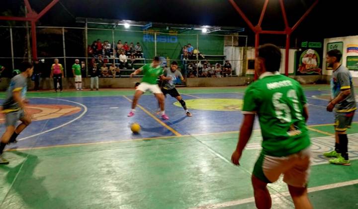 Batalla de campeones en torneo de fútbol sala