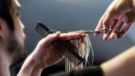 Los peluqueros revelan nueve señales de advertencia para que los clientes se marchen antes de que les atiendan