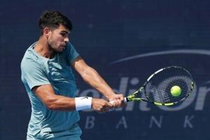 Sabalenka and Gauff crash out in Cincinnati as Alcaraz survives to reach semis