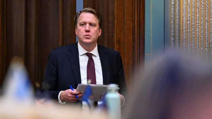 GOP group helps fund senator's campaign for governor, through PAC web