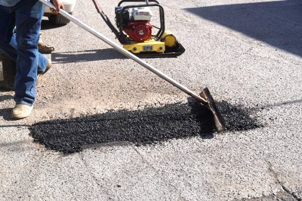 Reparan 413 baches esta mañana