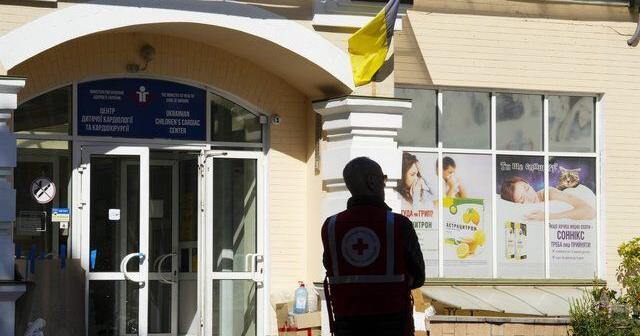 Canadian Red Cross helps rebuild Ukrainian children's hospital after rocket attack