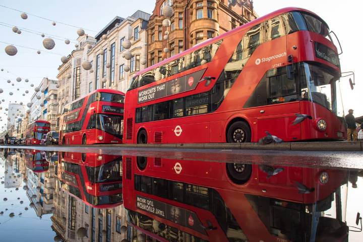 People blasting music on trains and buses must face ‘swift justice’, say Tories