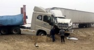 Ica: brutal choque frontal entre dos tráilers en la Panamericana Sur