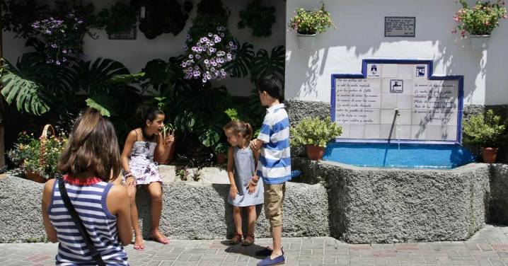 Este pueblo de Granada es la 'capital del agua': "está considerada poco menos que el elixir de la vida y la eterna juventud"