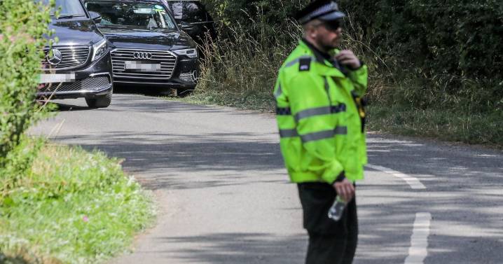 JD Vance's massive motorcade in pictures as US VP visits Cotswolds and angers locals