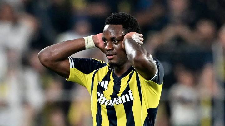 Tensión en el vestuario del Fenerbahce; Jhon Durán y José Mourinho, los protagonistas