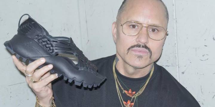 Willy Chavarría reconoce y lamenta la apropiación del nombre “Oaxaca” en sandalias creadas para Adidas