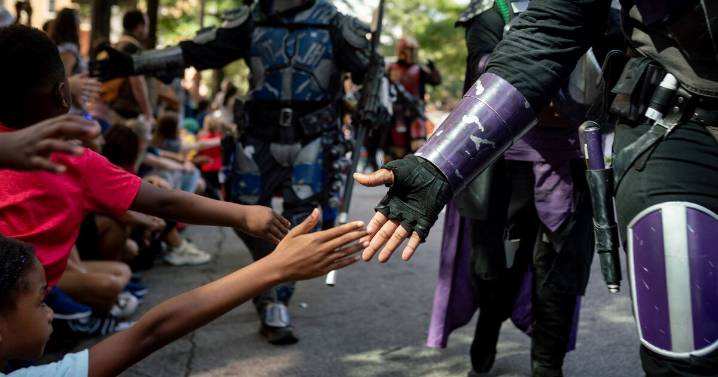 No badge, no problem. Here’s how to experience Dragon Con without a pass.
