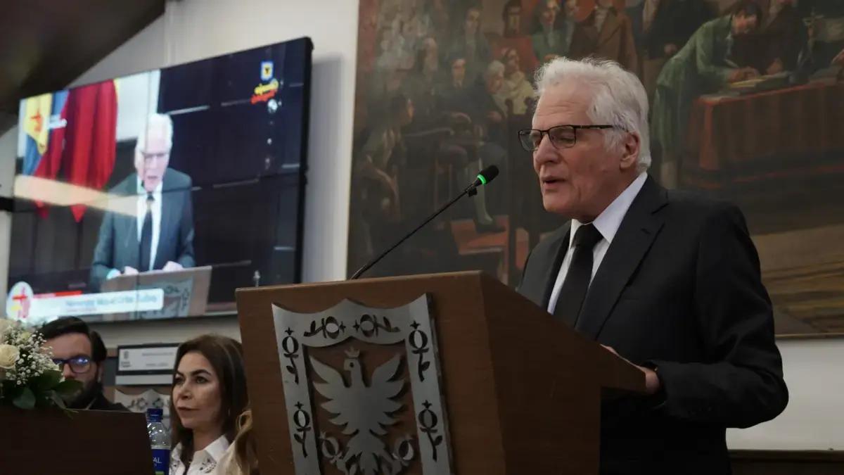 Miguel Uribe Londoño, padre de Miguel Uribe Turbay, será nuevo precandidato presidencial del Centro Democrático para las elecciones de 2026