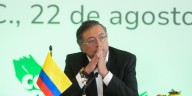 Gustavo Petro defendió a Iván Cepeda de supuestos vínculos con Raúl Reyes y el Centro Democrático le respondió: “Su candidato aparece coodinando con las Farc”