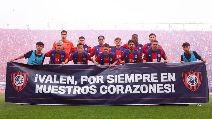 El sentido homenaje de San Lorenzo a Santiago Valentino Guzmán Zanni en la previa…