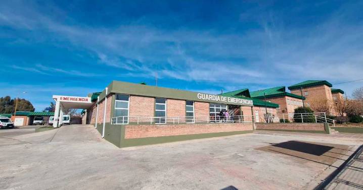 Le disparó dos veces a su suegra en una presunta pelea familiar en Cutral Co: la víctima fue operada