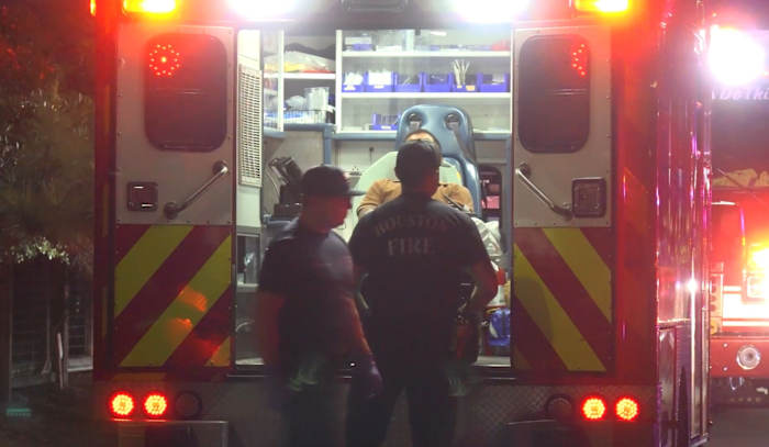 Two people injured after shooting in Acres Homes area