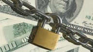 Dólar encadenado: en giro inédito, el plazo fijo mayorista llega a 74% de tasa y preocupa a Luis Caputo