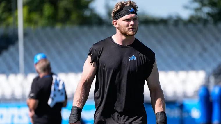 Lions' Aidan Hutchinson breaks silence on his own contract extension amid Micah Parsons drama