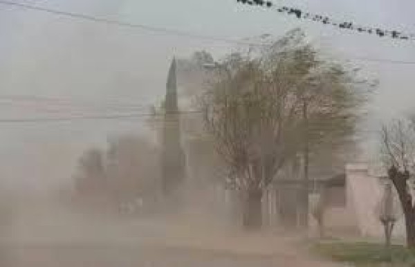 Pronostican lluvias y viento fuerte este sábado