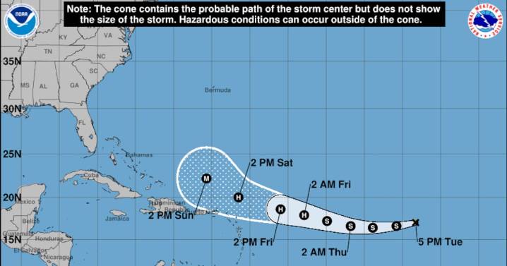 Tormenta tropical Erin avanza hacia el Caribe y podría convertirse en huracán
