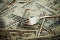Illinois and Wisconsin’s Most Expensive Restaurants Revealed