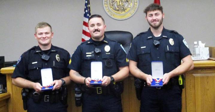 Newport officers honored