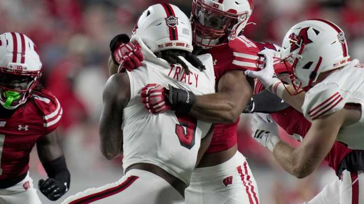 Are the Badgers cursed at QB? Fans react to Wisconsin's…