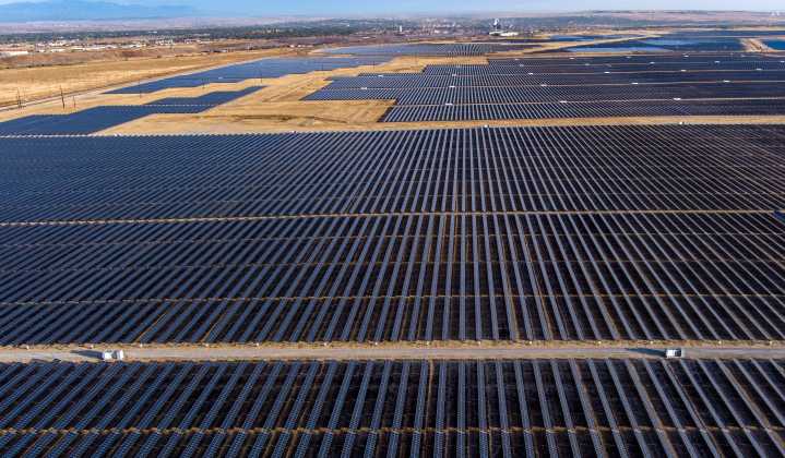 Xcel rushes to get wind, solar projects online before tax credits disappear