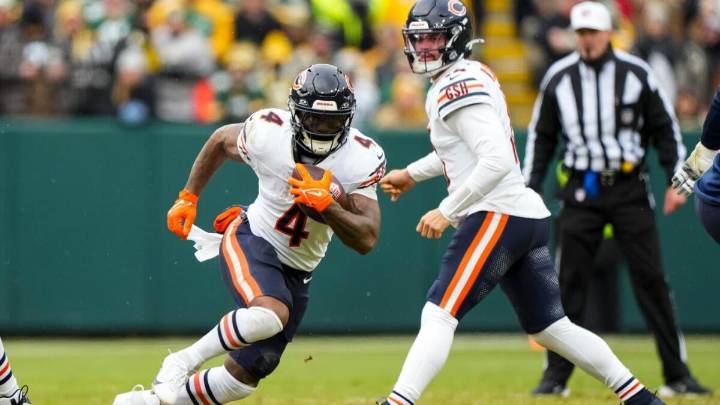 Fantasy football rankings 2025: Best sleepers by NFL computer that nailed James Cook's monster year