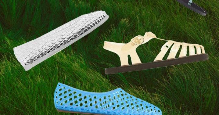 Best Jelly Flats and Sandals for Summer 2025: 10 Stylish Outfit Ideas