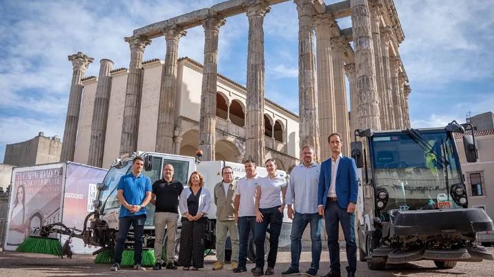 Osuna: “Una ciudad no es más limpia porque se limpie más, sino porque se ensucie menos”.
