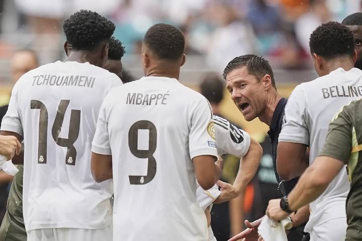 Todos los retos de Xabi Alonso: ganar, transformar al Madrid y cohabitar con Vinicius, Mbappé y Florentino Pérez