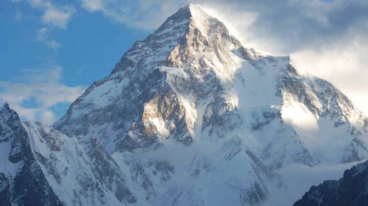 Inversión millonaria con riesgo de perder la vida: el reto de escalar las 7 Cumbres