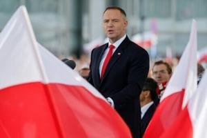 Polish president blocks law extending Ukrainian refugees’ rights