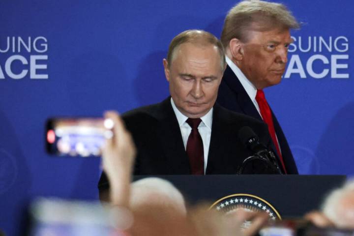 Reunión entre Donald Trump y Vladimir Putin: "productiva" pero sin acuerdos