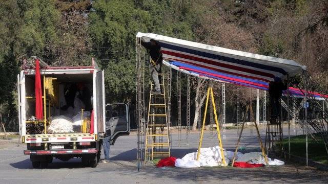 Fiestas Patrias: Autoridades revisan preparativos en las principales fondas de Santiago