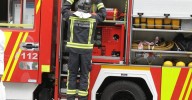 Una dotación de bomberos del Ayuntamiento de Salamanca una dotación de bomberos que se sumará este martes a las labores de extinción en El Bierzo
