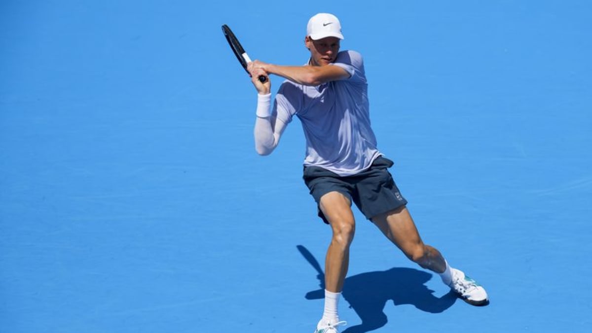 Sinner, Swiatek cruise through in Cincinnati second round