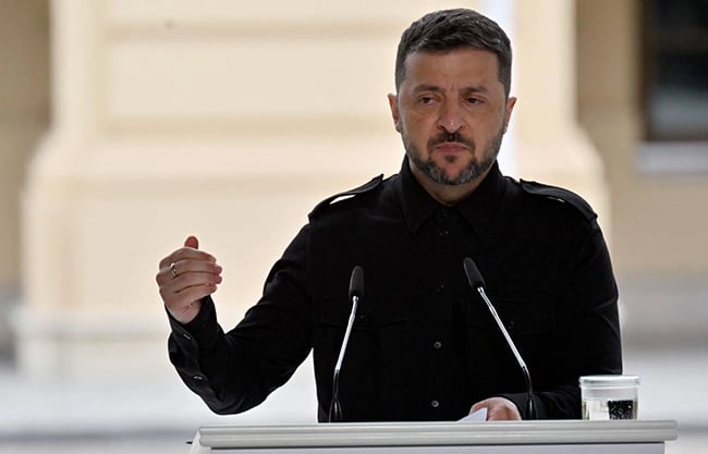 Zelenski insiste en reunirse con Putin ante estancamiento de pláticas de paz