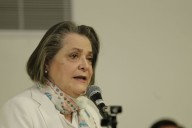 La senadora Clara López anuncia que será precandidata a la presidencia