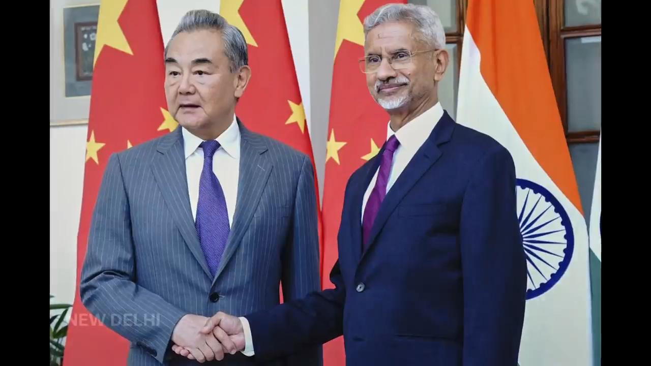 India's Modi meets China's top diplomat as Asian powers rebuild ties