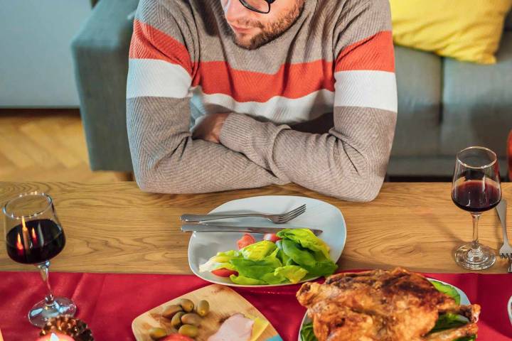 Man Skips Girlfriend’s Family Dinner After Years of Feeling Invisible